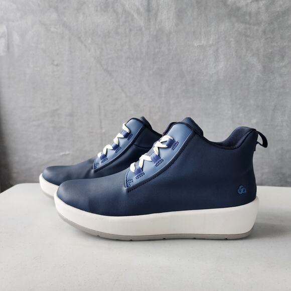 Clarks Waterproof Boots Womens Size 7.5 Step North Mid Navy Blue Cloudsteppers - Picture 3 of 14